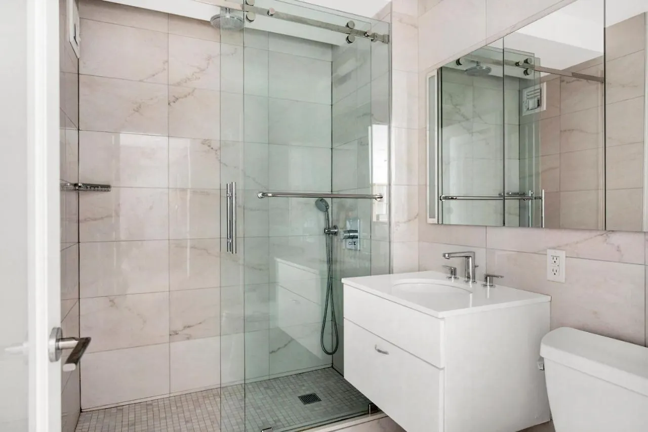 شقة Midtown W 1Br W Gym Doorman Nr Times Sq Nyc-692 نيو يورك